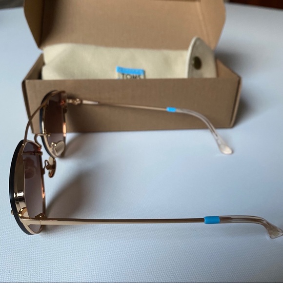 TOMS SOLANA SUNGLASSES main image 5